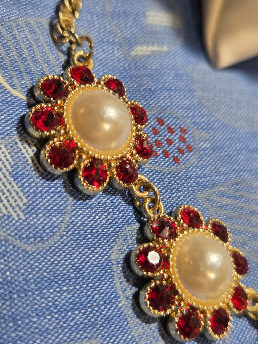 Vintage Monet red Stones and pearl floral necklace and matching bracelet - Picture 5 of 12